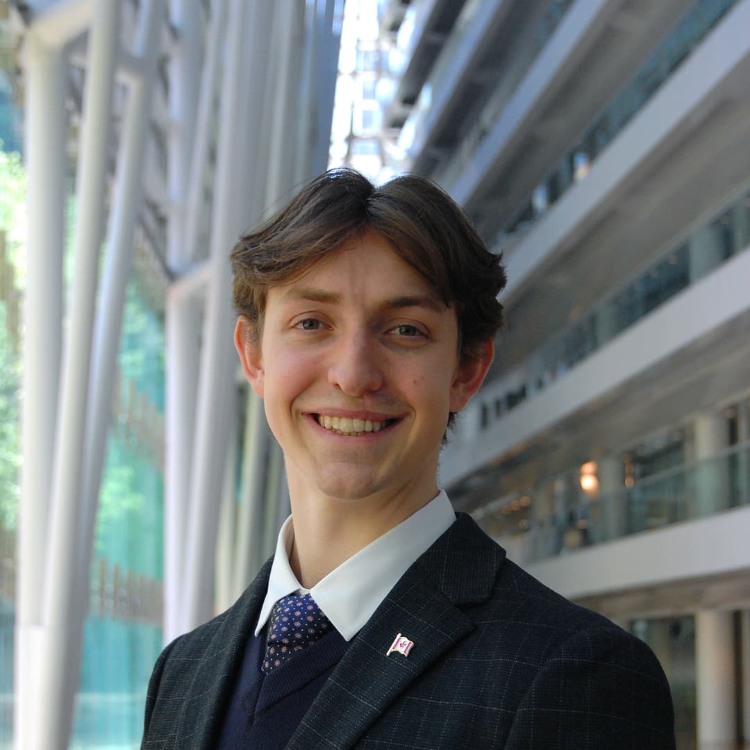 Zachary Walton's headshot